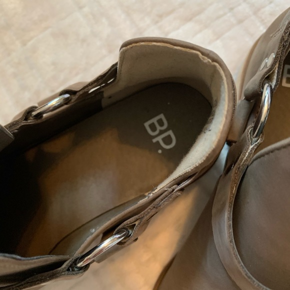 Booties - Picture 3 of 4